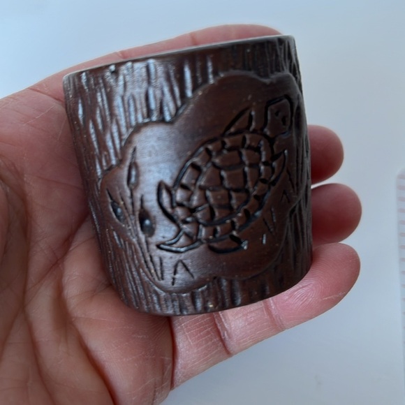 Mohawk Pottery Vase Geometric Design Turtle and Dove 1970s turquoise interior - Picture 9 of 9